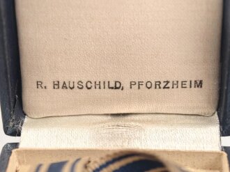 Ehrenkreuz der Deutschen Mutter ( Mutterkreuz ) in Gold mit Band im Etui, Hersteller R. Hauschild Pforzheim