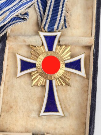Ehrenkreuz der Deutschen Mutter ( Mutterkreuz ) in Gold...