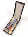 Ehrenkreuz der Deutschen Mutter ( Mutterkreuz ) in Gold mit Band im Etui, Hersteller C.F. Zimmermann Pforzheim
