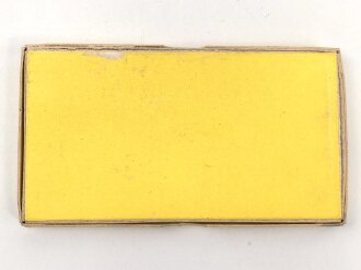 Pappverpackung " 100 Zündhütchen...