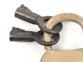Wehrmacht Vorhängeschloss "Bora 1944", Originallack, Neuwertig mit zwei Schlüsseln, so auch an den Motorradpacktaschen verwandt