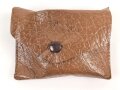 Allgemeine Schutzbrille Wehrmacht in Hülle aus Ersatzmaterial. Umbral Gläser ( getönt) , mit beiliegendem Hinweiszettel, dieser mit Druckvermerk von 1942
