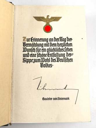 Adolf Hitler "Mein Kampf", Hochzeitsausgabe mit Vordruck des Gau Steiermark von 1938 im Schuber, dieser defekt