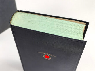 Adolf Hitler "Mein Kampf", blaue Ganzleinenausgabe von 1938 in nicht zugehörigem Schuber, dieser defekt