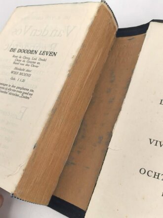 Adolf Hitler "Mein Kampf - Mijn Kamp" blaue Ganzleinenausgabe auf niederländisch, Umschlag fast komplett lose, wasserschaden