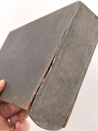Adolf Hitler "Mein Kampf", Hochzeitsausgabe der Stadt Graz von 1939 im Schuber mit Goldschnitt, die Seite mit der Widmung entfernt