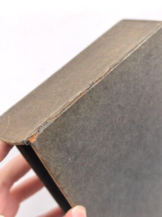 Adolf Hitler "Mein Kampf", Hochzeitsausgabe der Stadt Graz von 1939 im Schuber mit Goldschnitt, die Seite mit der Widmung entfernt