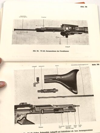 "Teil 1 FG 42 Fallschirmjägergewehr 42" datiert 1937, ca. 70 Seiten, DIN A5, Nachdruck, nicht gebunden, Umschlag lose