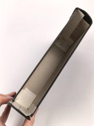 Schuber für Adolf Hitlers "Mein Kampf", defekt