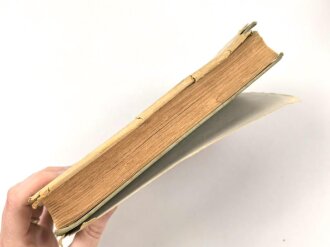 "Seekrieg und Seemacht, datiert 1941, ca. 220 Seiten, DIN A5, stark gebraucht