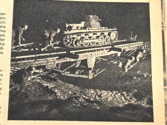 "Die Wehrmacht - Der Freiheitskampf des großdeutschen Volkes", datiert 1940, 319 Seiten, über DIN A5, gebraucht