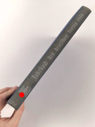 "Jahrbuch des deutschen Heeres 1940" 185 Seiten, über DIN A5, gebraucht