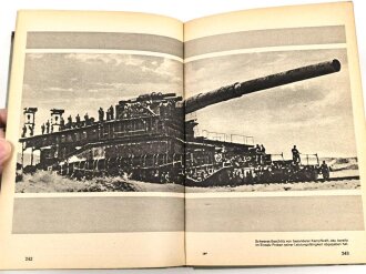 "Die Wehrmacht - Im Zeichen des Weltkrieges", datiert 1942, 319 Seiten, über DIN A5, gebraucht