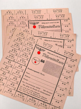 "Nährmittelkarte" der Stadt Merzig, gültig vom 21.8. bis 17.9.1944, unter DIN A5, Sie erhalten 1 Stück