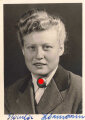 Studioaufnahme eines Angehörige des Reichsarbeitsdienst, Maße: 4,5 x 6,5 cm