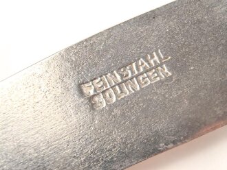 Messer von der Wehrmacht aus Aluminium, datiert 1942, Gesamtlänge ca. 24 cm
