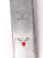 Löffel aus Metall für das 4 teilige Besteck der Wehrmacht datiert 1942, Gesamtlänge ca. 20 cm