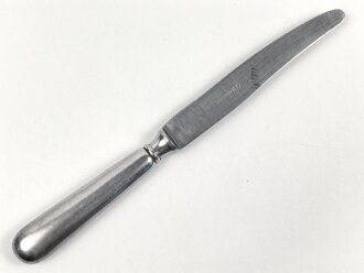 Messer von der Waffen SS aus Metall, am Griff die Runen...