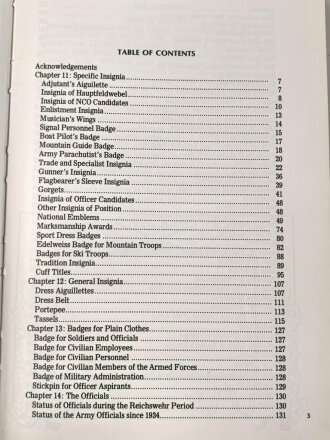 "Uniforms und Traditions of the German Army 1933-+1945, Vol. 2" DIN A5, 415 Seiten, gebraucht, englisch