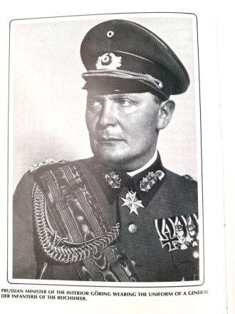 "Hermann Göring from Regiment to Fallschirmpanzerkorps" DIN A5, 208 Seiten, gebraucht, englisch
