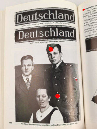 "Cuffbands 1784 - Present" DIN A5, 352 Seiten, gebraucht, englisch