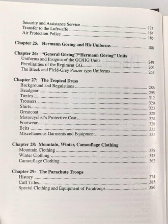 "Uniforms and Traditions of the Luftwaffe Volume 2" DIN A5, 480 Seiten, gebraucht, englisch