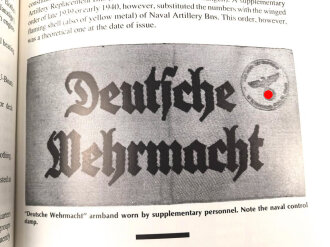 "Die Kriegsmarine Uniforms und Traditions" DIN A5, 413 Seiten, gebraucht, englisch