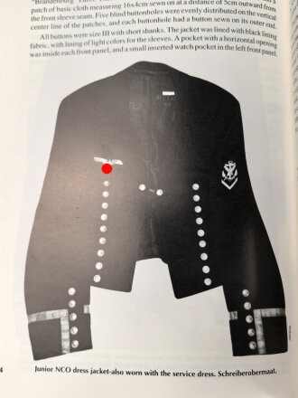 "Die Kriegsmarine Uniforms und Traditions" DIN A5, 413 Seiten, gebraucht, englisch