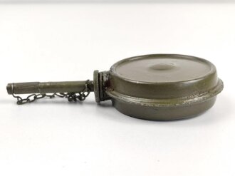 Ölkanne für die Werkzeugtasche MG34/42 der Wehrmacht, überlackiertes Stück