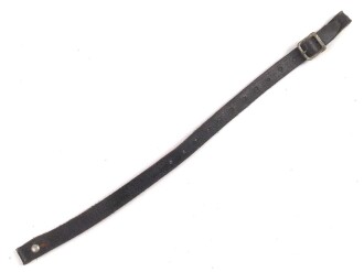 Stahlhelm Kinnriemen Wehrmacht, neuzeitliche Fertigung. Ungereinigt