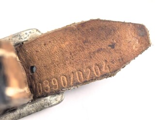 Stahlhelm Kinnriemen Wehrmacht, neuzeitliche Fertigung. Ungereinigt