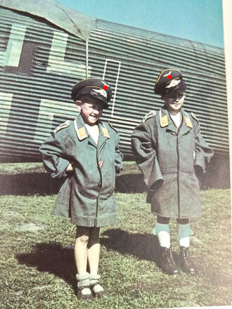 "Luftwaffe 388 Photos" DIN A4, 240 Seiten, gebraucht, deutsch/französisch