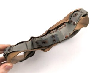 Innenfutter für einen Tropenhelm der Wehrmacht. Kopfgrösse 57, Lagerschaden