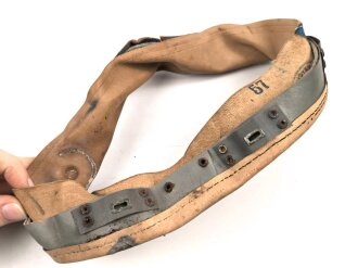 Innenfutter für einen Tropenhelm der Wehrmacht. Kopfgrösse 57, Lagerschaden