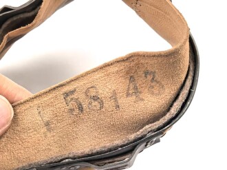 Innenfutter für einen Tropenhelm der Wehrmacht. Kopfgrösse 57, Lagerschaden