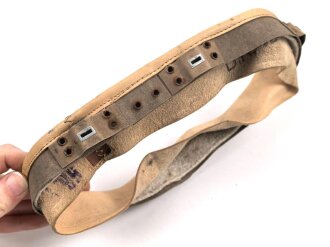 Innenfutter für einen Tropenhelm der Wehrmacht. Kopfgrösse 56, verzogenes Stück