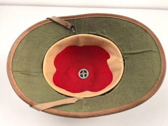 Afrikakorps, Tropenhelm für Angehörige der Luftwaffe. Guter Gesamtzustand, Kopfgrösse 56, Hersteller " SH 1942"