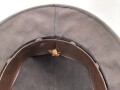 Afrikakorps, Tropenhelm für Angehörige des Heeres. Ursprünglich französischer Helm , als Beutestück in die Wehrmacht übernommen. Guter Gesamtzustand, Kopfgrösse gemessen 58