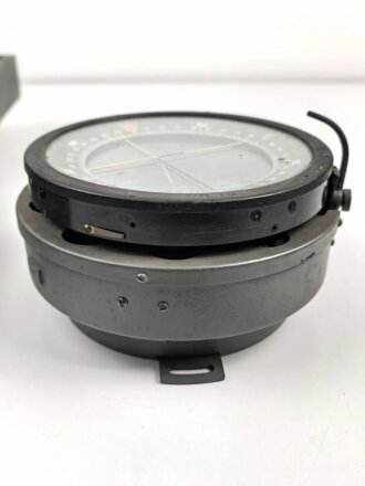 Großbritannien, Royal Air Force, Luftwaffe Kompass Type P 10. Guter Zustand, im originalen Transportkasten. Höchstwahrscheinlich aus der Zeit des 2. Weltkrieg. Ungereinigtes Stück