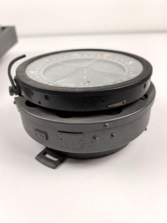 Großbritannien, Royal Air Force, Luftwaffe Kompass Type P 10. Guter Zustand, im originalen Transportkasten. Höchstwahrscheinlich aus der Zeit des 2. Weltkrieg. Ungereinigtes Stück