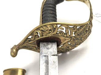 Österreich Ungarn k.u.k. Säbel für Staatsbeamte Modell 1889. Griffwickung fehlt, Klinge von Weyersberg Solingen leicht fleckig.