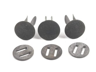 Satz Nieten für Stahlhelm der Wehrmacht. Originallack, ungebraucht, aus altem Lagerbestand