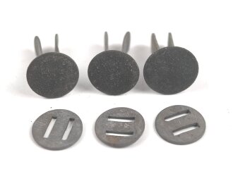 Satz Nieten für Stahlhelm der Wehrmacht. Originallack, ungebraucht, aus altem Lagerbestand