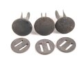 Satz Nieten für Stahlhelm der Wehrmacht. Originallack, ungebraucht, aus altem Lagerbestand