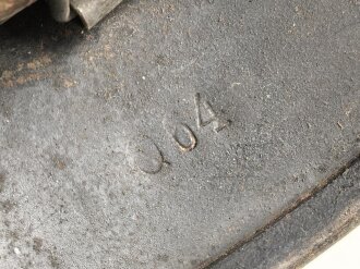 Stahlhelm für Angehörige der Luftwaffe. Modell 1940. In allen Teilen original zusammengehöriges Stück, nicht gereinigt. Q64