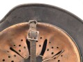 Stahlhelm für Angehörige der Luftwaffe. Modell 1940. In allen Teilen original zusammengehöriges Stück, nicht gereinigt. Q64