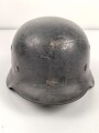 Stahlhelm für Angehörige der Luftwaffe. Modell 1940. In allen Teilen original zusammengehöriges Stück, nicht gereinigt. Q64