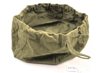 Faltbarer Wasserbehälter für Angehörige des Afrikakorps. Guter Zustand