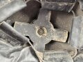 Großbritannien, Stahlhelm / Tellerhelm 2. Weltkrieg. Originallack, das Innenfutter datiert 1942