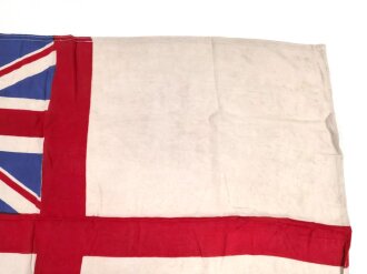 Großbritannien, Royal Navy white Ensign flag, size 18 x 34, dated 1943. Used, good condition